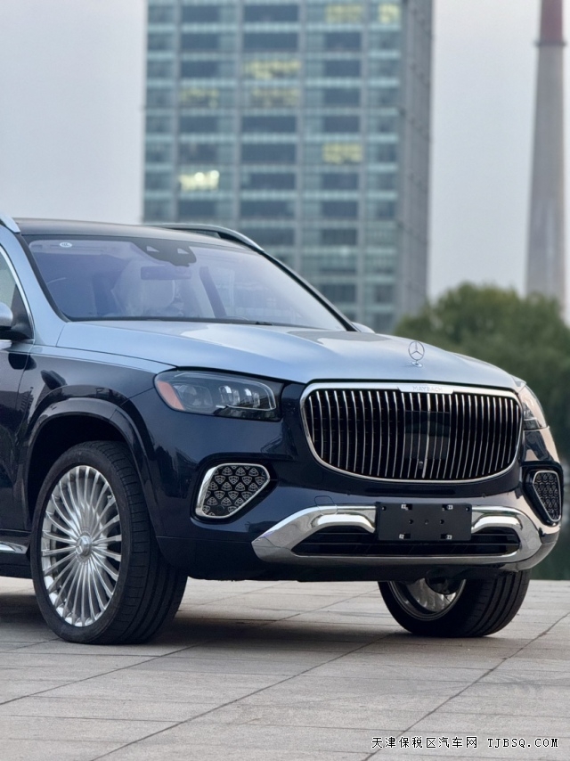迈巴赫GLS600首发匠心高定版蓝银双拼配真丝白内饰港口现车