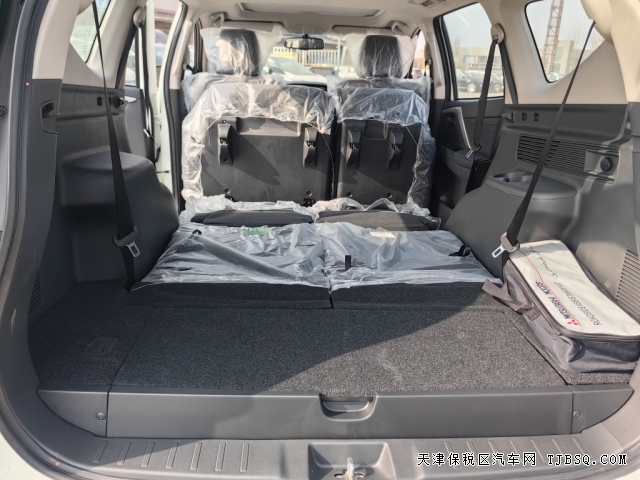 全新26款三菱帕杰罗劲畅3.0L V6王者归来港口现车发售