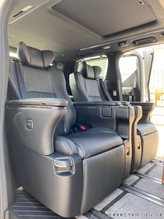 20款丰田埃尔法3.5L 港口现车全国最低价99.5万