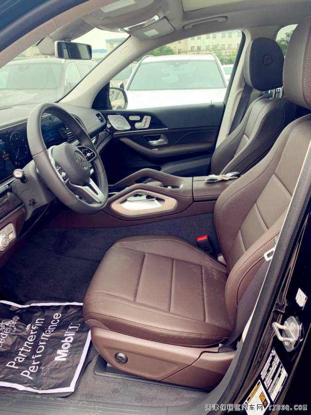 奔驰GLS450 20款 6座 全景20轮 现车手续齐