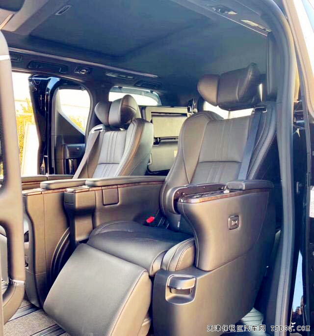 3.5大排量埃尔法，20款丰田埃尔法3.5排量纯汽油！