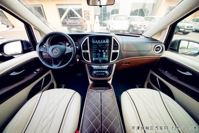  奔驰 威霆  2.0T 加长  价优 仅售56万