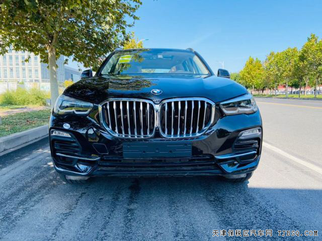 宝马X5 19款 3.0T 标准 19轮 价优 仅售74.20