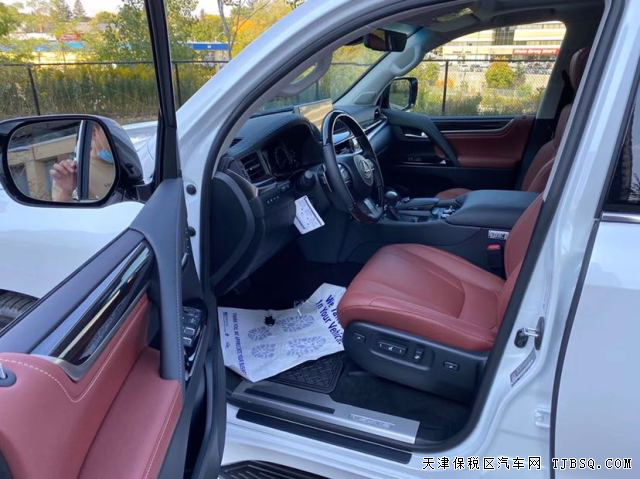 雷克萨斯LX570 21款 标准 国六预售 仅售175