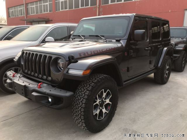 新款吉普牧马人2.0T卢比肯港口国六现车 随时提车价优