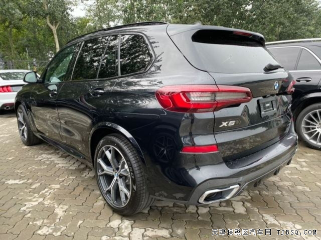 宝马X5 20款 3.0T M运动 大豪华包 国六预售价优 仅售85.5