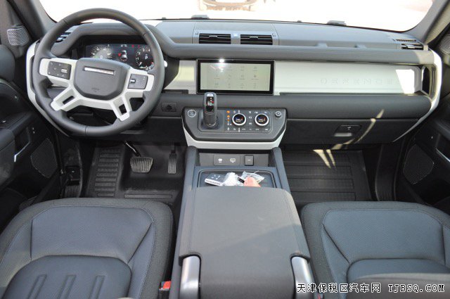 20款路虎卫士3.0T汽油版 港口国六特价预售中