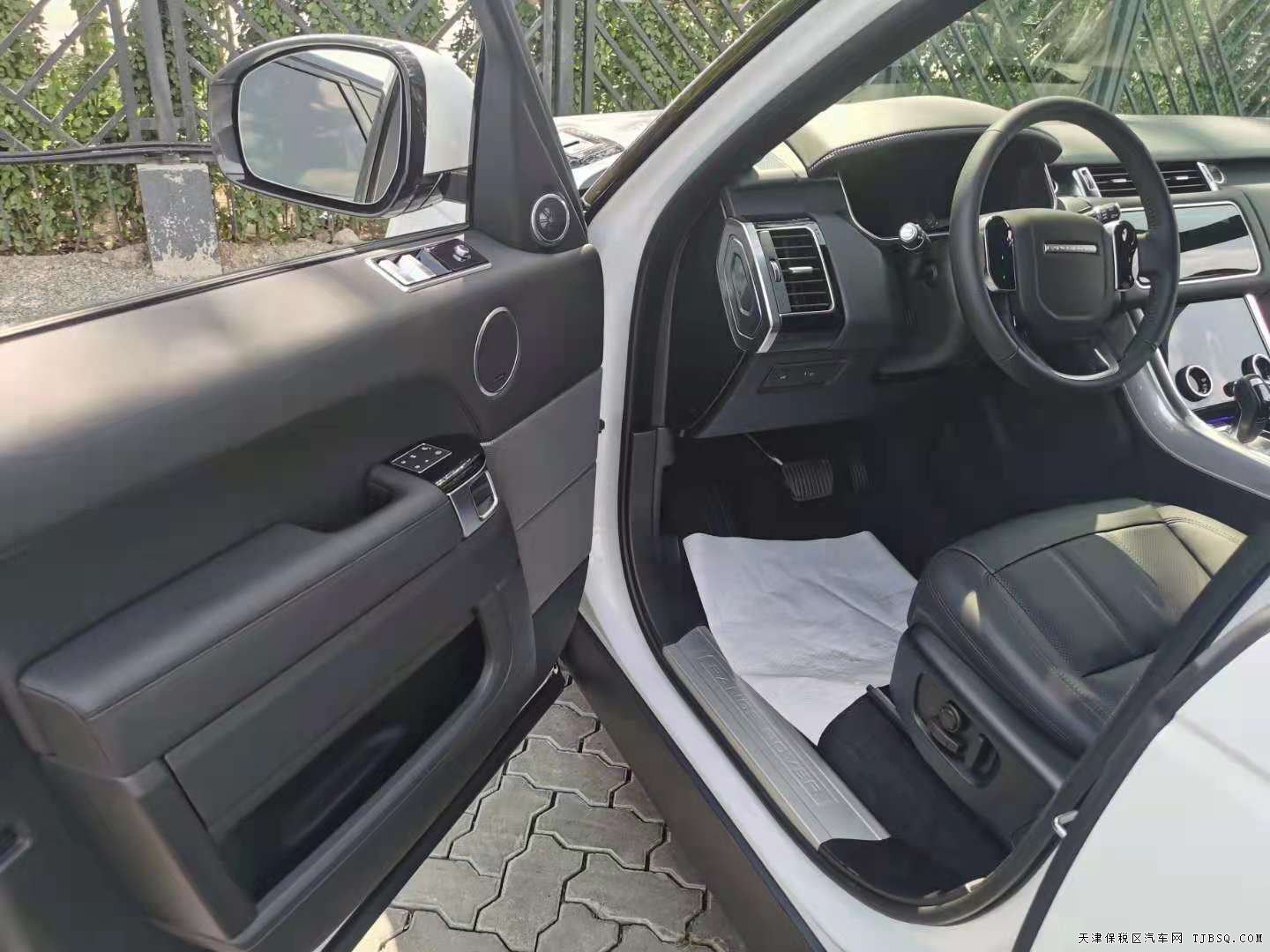 揽胜运动 20款 3.0T 汽油 HSE