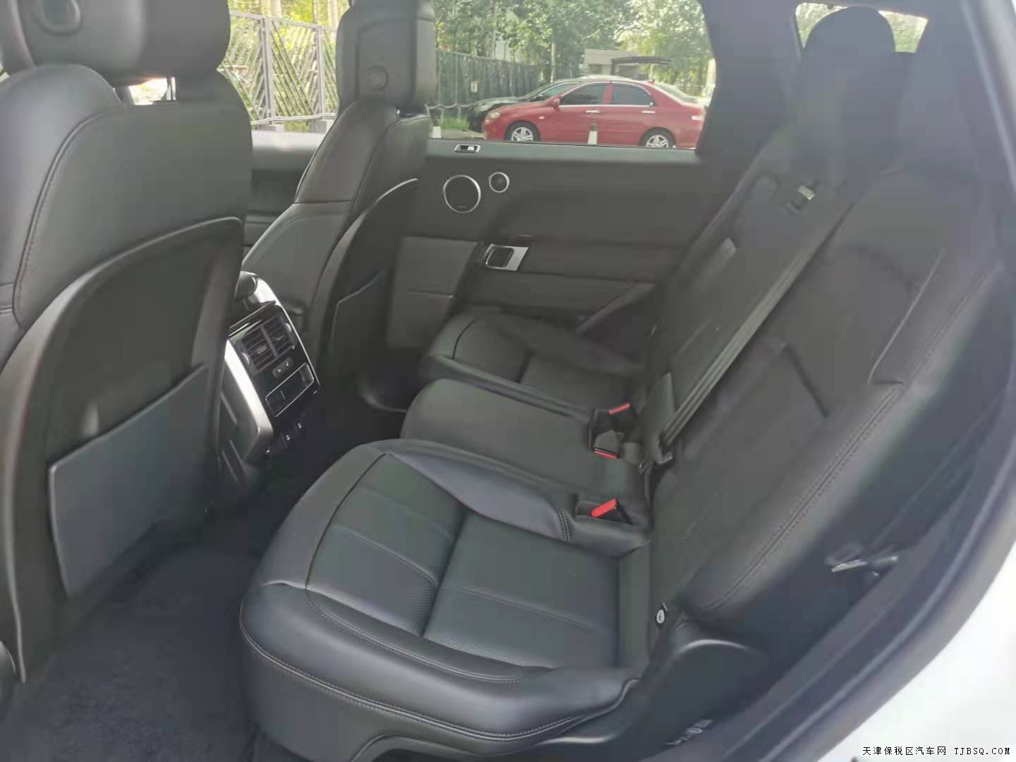 揽胜运动 20款 3.0T 汽油 HSE