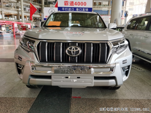 天津港 霸道400020款TXL两气外挂18轮天窗