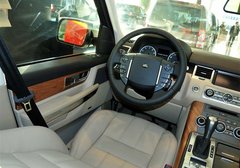 13款路虎揽胜运动版 购车最高直降20万