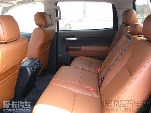 天津保税区 丰田坦途新款皮卡现车报价45万岁末促销