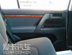 丰田酷路泽4000中东版港口现车火热让利