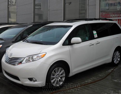 天津保税区丰田塞纳2.7L 3.5L新车到店 具体报价