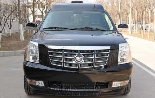 天津保税区 凯迪拉克总统一号现车