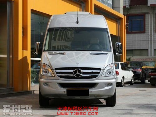 新款奔驰斯宾特跨年保税区现车超低价让利酬宾