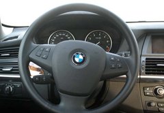 新款宝马X5 天津港现车让利酬宾价63万