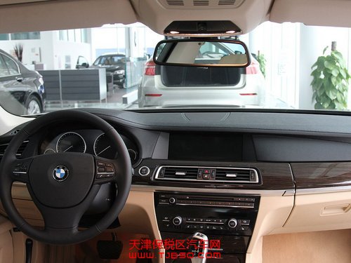 2013款宝马7系颜色齐全当时开票全国上牌