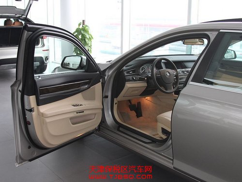 2013款宝马7系颜色齐全当时开票全国上牌