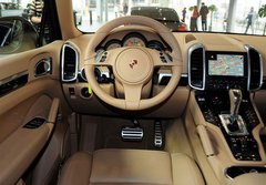 全新保时捷卡宴 天津现车底价狂甩114万