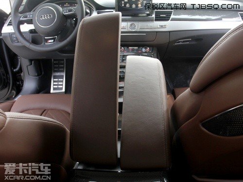 进口奥迪S8天津港现车春节特惠大幅让利大酬宾