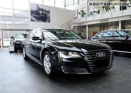 2013款奥迪A8L 触底价让利回馈85.08万