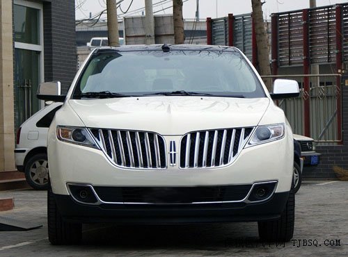 天津林肯MKT/MKX现车 促销风潮加剧速抢
