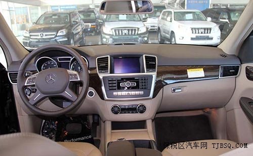 2014款奔驰ML350加版 柴油版全景/导航现车80万