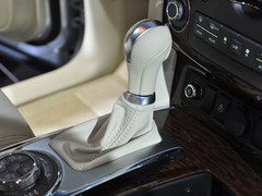 日产途乐Y62万元大促销 最低报价提现车