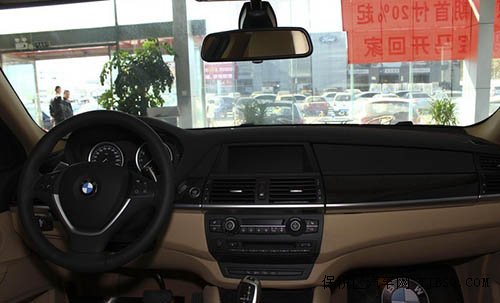 宝马X6店内现价再惠 现车78万豪情大卖