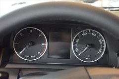 七座路虎发现四2014款 优惠促销享低折