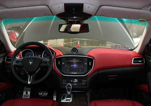 玛莎拉蒂吉博力现车115万 五月惊艳打响