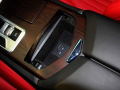 玛莎拉蒂吉博力现车115万 五月惊艳打响