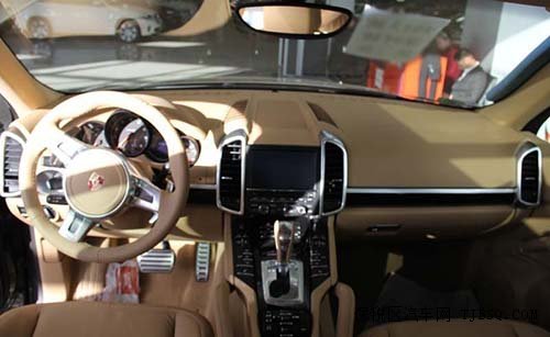 全国分期零首付 14款保时捷卡宴震撼价