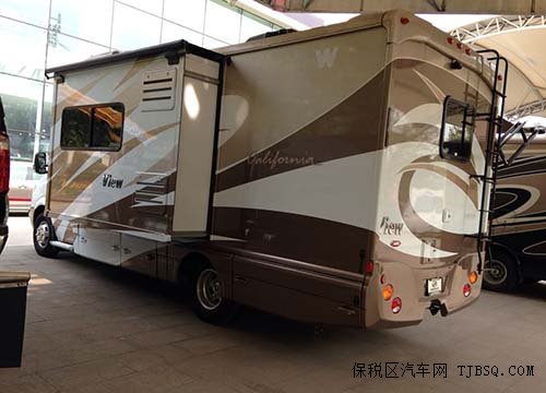 进口奔驰斯宾特24J房车 月末促销季开启