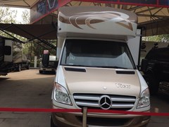 进口奔驰斯宾特24J房车 月末促销季开启