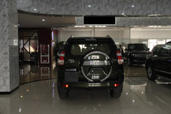 丰田霸道2700中东版节日促销 特价折扣大优惠