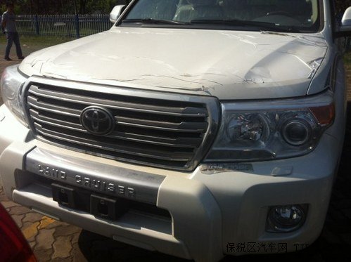 2014款丰田酷路泽5700降价 中东版现车124.5万