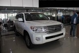 2014款丰田酷路泽5700 现车价格超优惠