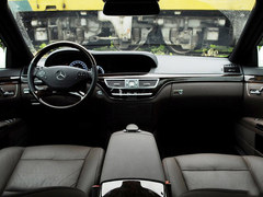 新奔驰S400 奢华气质震撼出击全面优惠