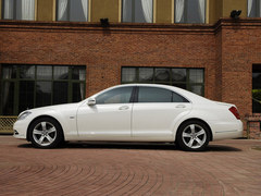 新奔驰S400 奢华气质震撼出击全面优惠