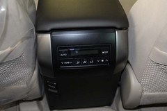 2014款丰田霸道2700 中东版现车39.7万送三包/踏板