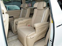 丰田埃尔法中东版现车 天津港价格降到底