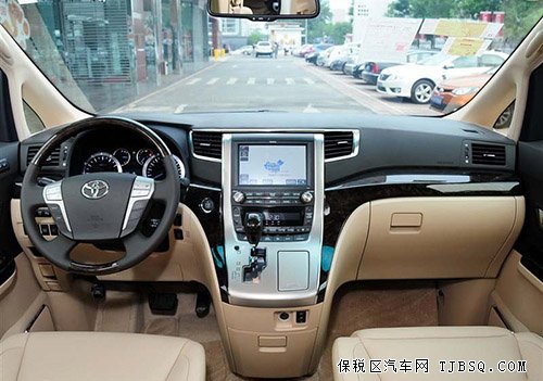 丰田埃尔法中东版现车 天津港价格降到底