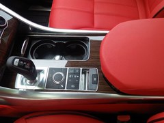 路虎揽胜运动版3.0 促销升级沸腾世界杯