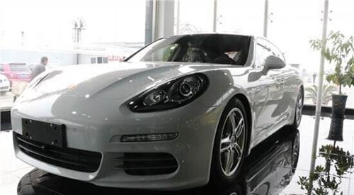 新款保时捷panamera 天津港口特价出售