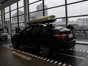 新款宝马X6现车到店 多重优惠就等您来