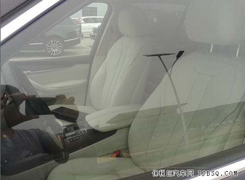 2014款宝马X5现车畅销 提车价格更优惠