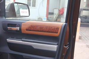 丰田坦途1794版现车 底价购车尽在本店