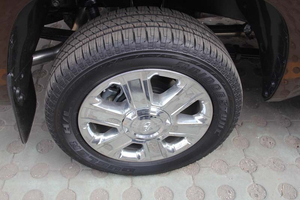 丰田坦途1794版现车 底价购车尽在本店